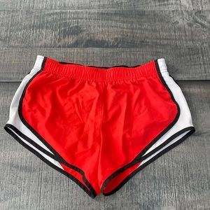 Xersion active wear shorts. Women’s size medium. Pre-owned.